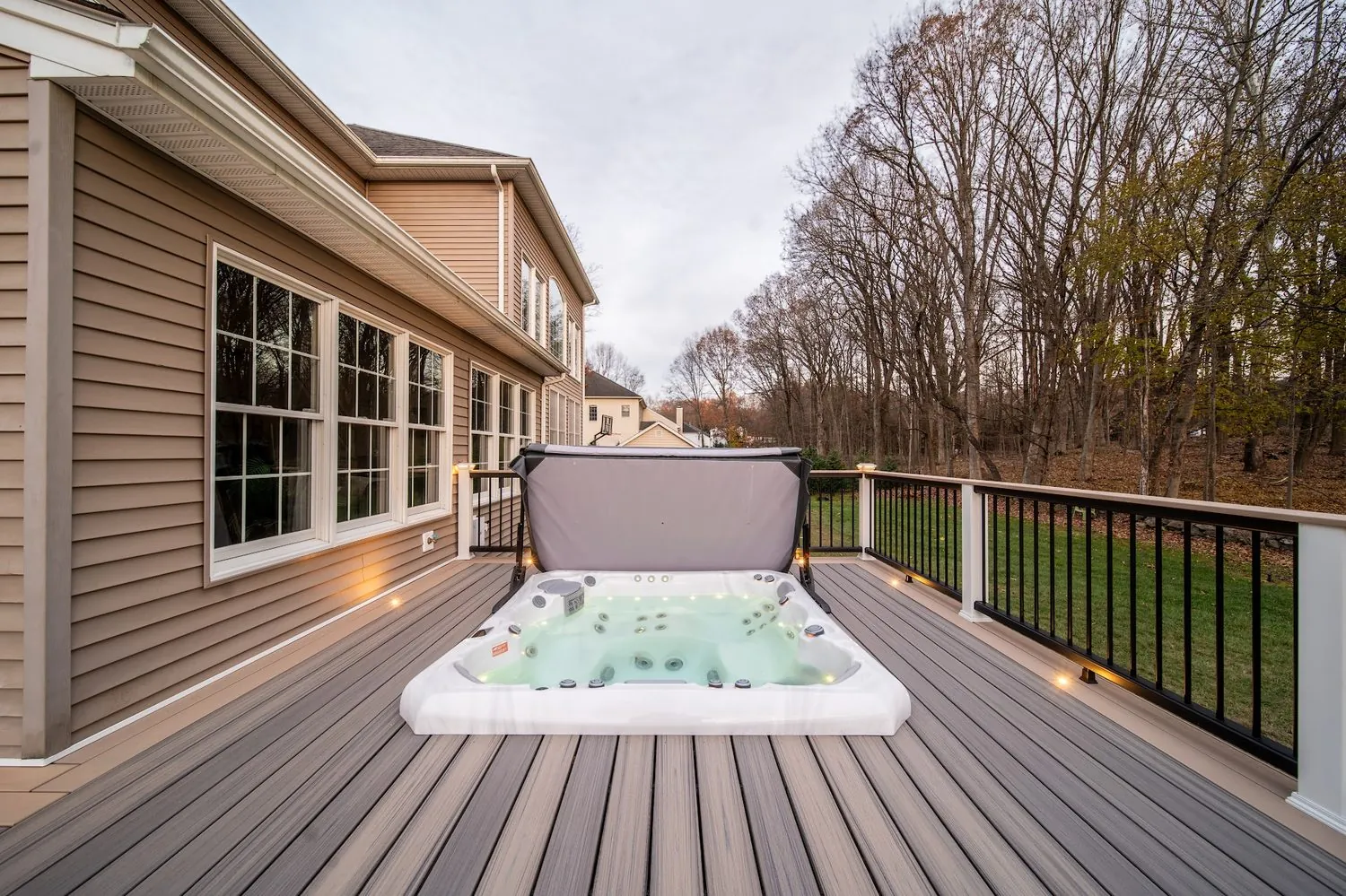 Spa platform on a Putnam County river-view deck